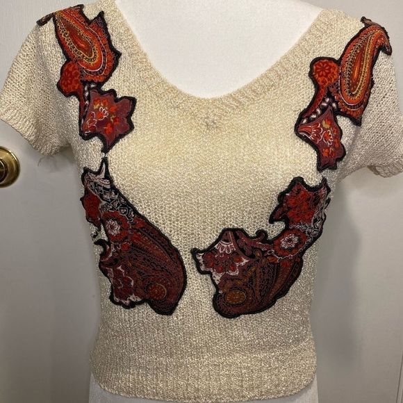 Sweaters - Cropped Knit Sweater